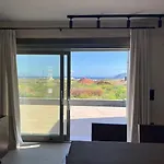 Phoenix With Private Pool & Sea Views Near Naousa 别墅 安倍拉斯