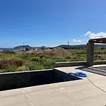 Phoenix With Private Pool & Sea Views Near Naousa *