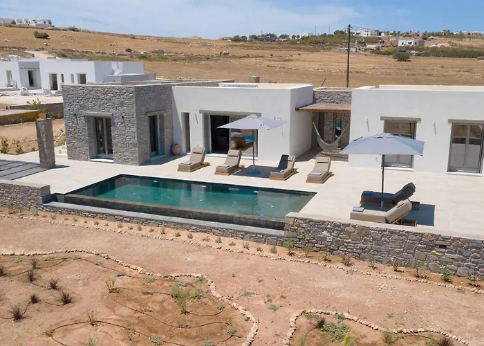 Villa Phoenix With Private Pool & Sea Views Near Naousa *