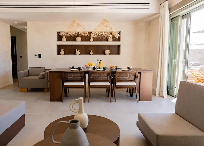 Phoenix With Private Pool & Sea Views Near Naousa Villa