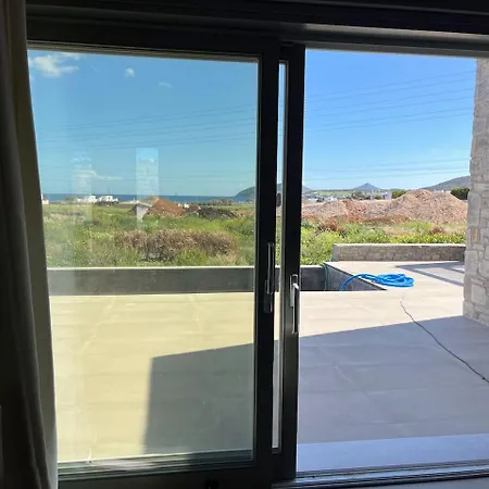 Phoenix With Private Pool & Sea Views Near Naousa Villa *