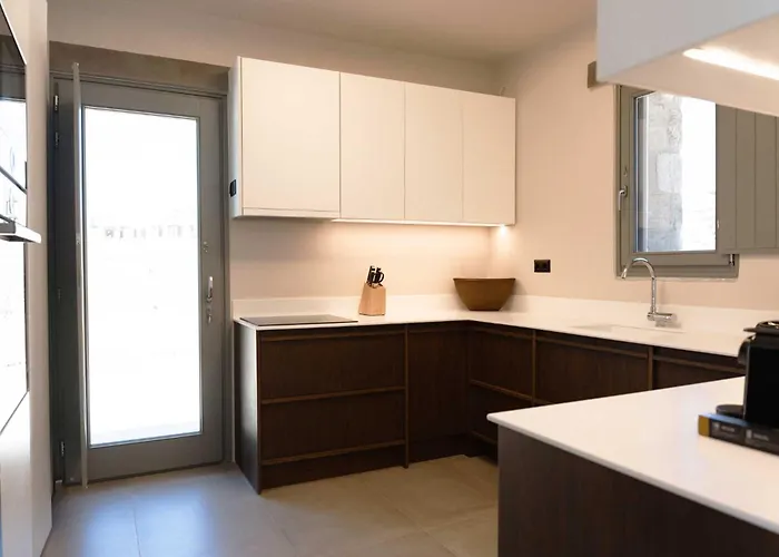 Phoenix With Private Pool & Sea Views Near Naousa فيلة *